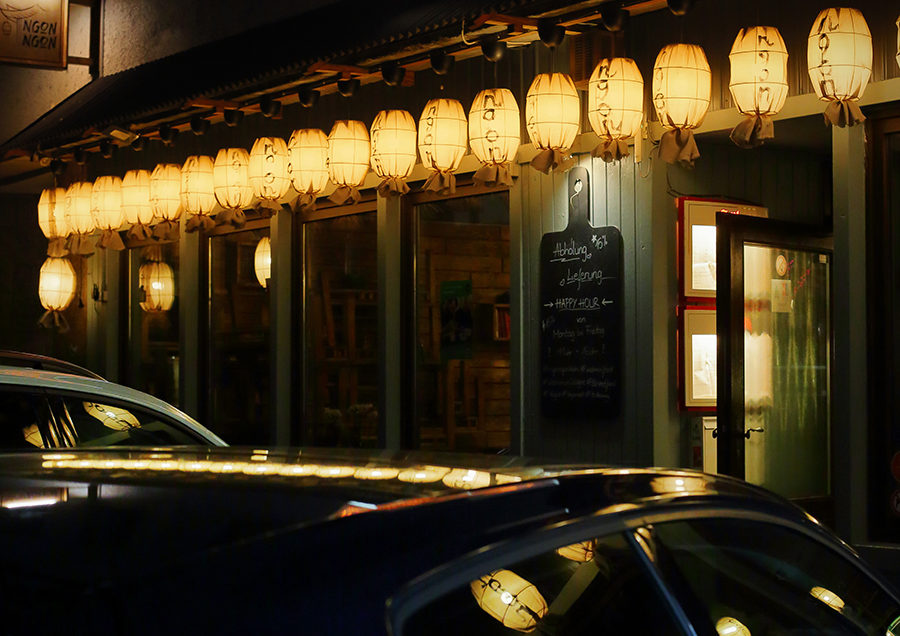 Nachtaufnahme, Köln Agnesviertel, Vietnamesisches Restaurant