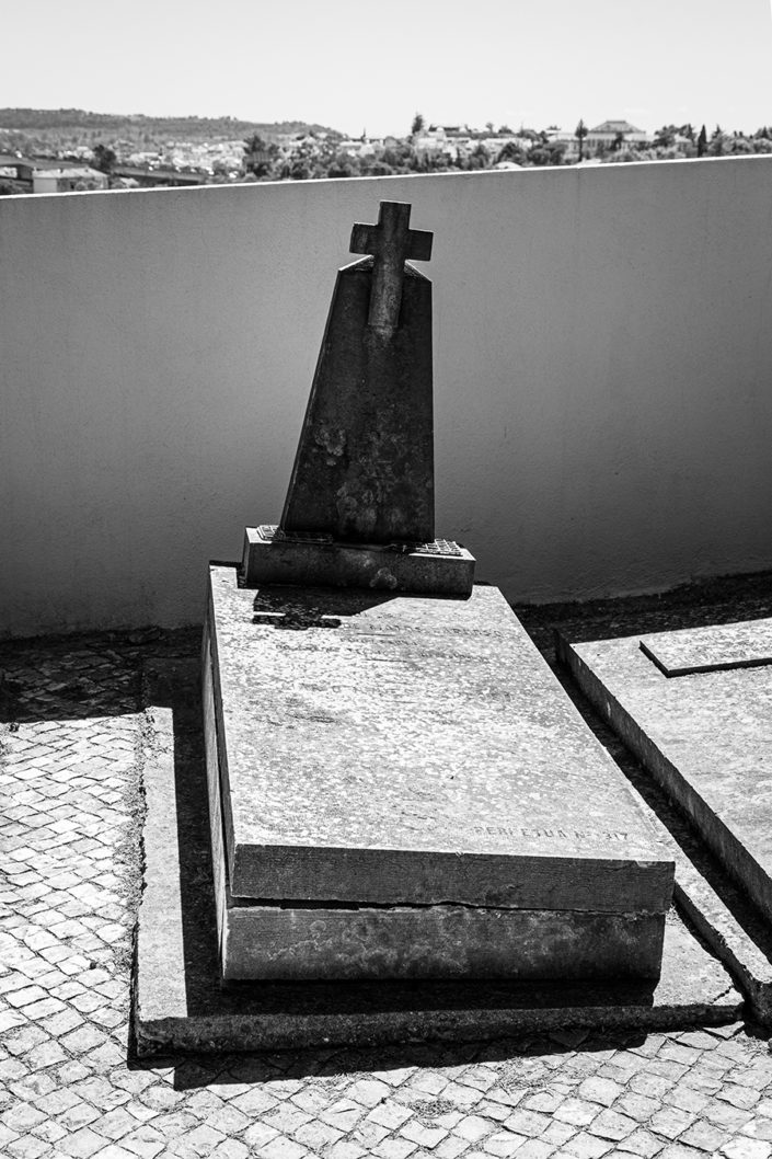 Grab auf dem Friedhof Prazeres in Lissabon
