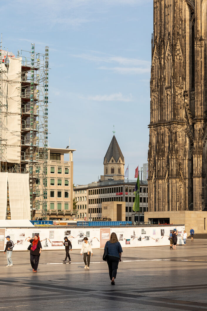 Baustelle neben dem Kölner Dom