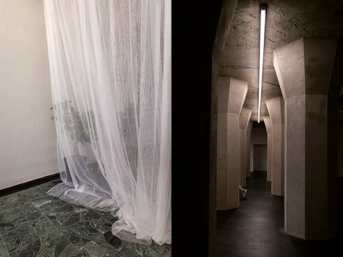 Schleier in einem Treppenhaus und Säulen in der Küppersmuehle als freie fotografische Arbeit